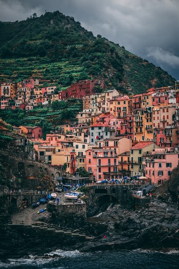 Unsplash ID jgS4yVO6kto