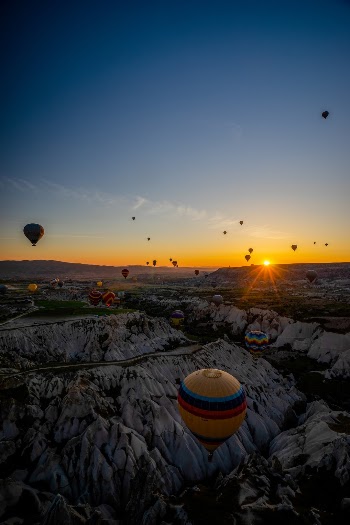 Unsplash ID JKCwauIlLLQ