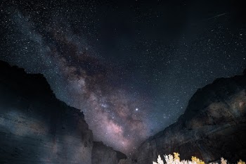 Unsplash ID JqMNEABemV4