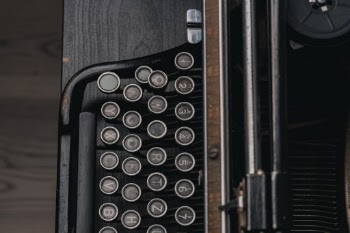Unsplash ID jT_rrNa9Cww