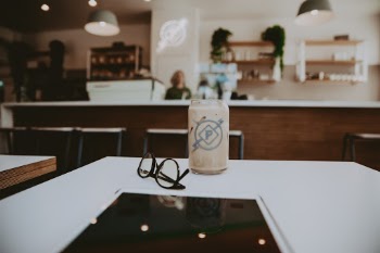 Unsplash ID Jw9K5eHiT0Q