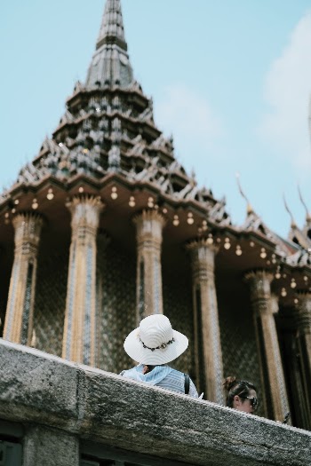 Unsplash ID jZzgOeztzv8