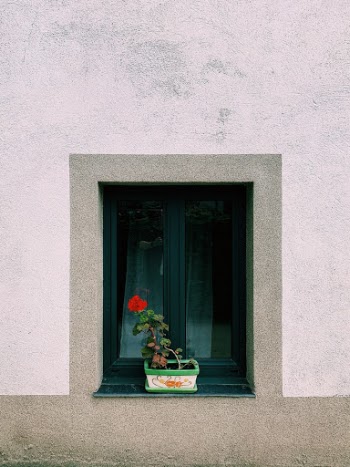 Unsplash ID KagYviNMtMI
