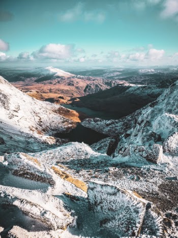 Unsplash ID kAINHVZZIcY