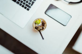 Unsplash ID kg0INZJ99LY
