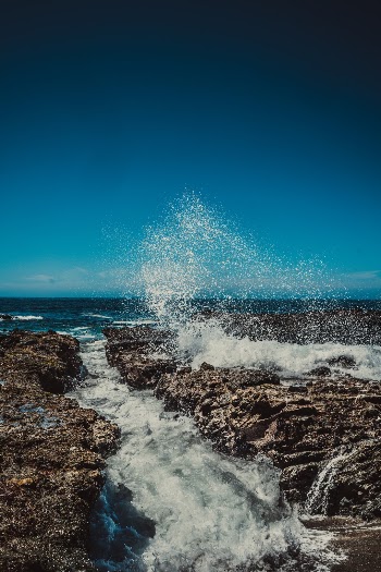 Unsplash ID kqifDfCD6NU