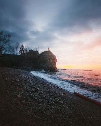 Unsplash ID kR9X7BhwzEY