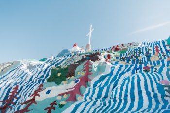 Unsplash ID Kt1079kR7kw