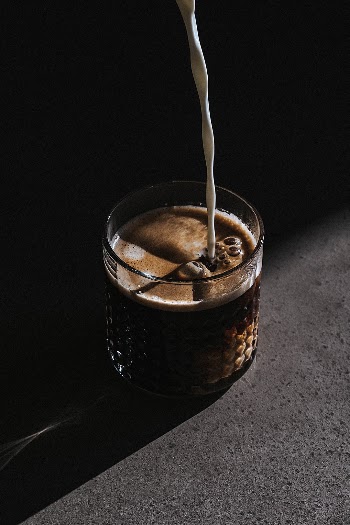 Unsplash ID Kt1Mk1BrqdU