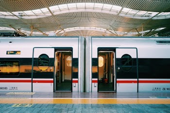 Unsplash ID kXgDL_y7Iiw