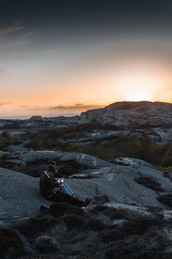 Unsplash ID l12FnQiKhJk