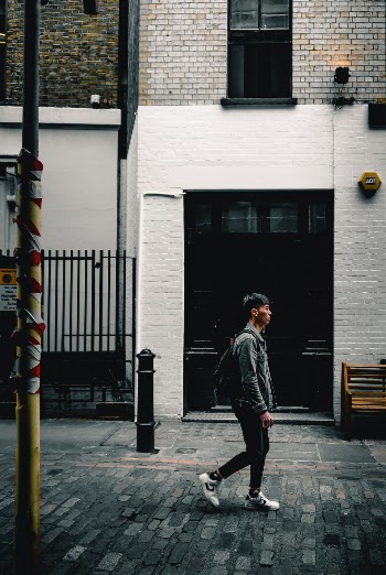 Unsplash ID lAbnUfFzkm4