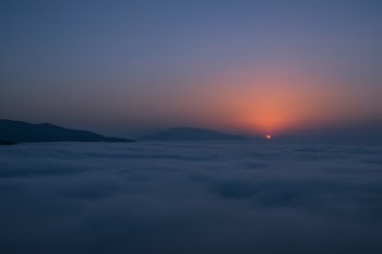 Unsplash ID lHAFrBxmeTg
