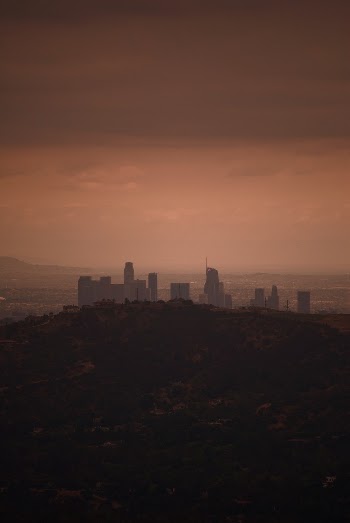 Unsplash ID lIFThqCvVJE