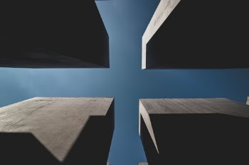 Unsplash ID lLFhX5Zsh-k