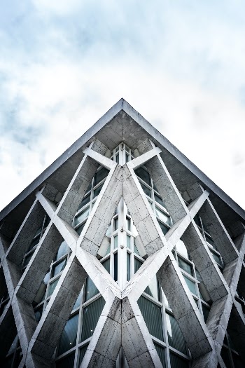 Unsplash ID Lm9aQIZY9qQ