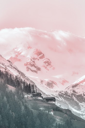 Unsplash ID lpi3K6TjssQ