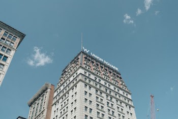 Unsplash ID LUU9qKn7F_8