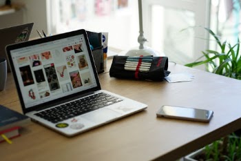 Unsplash ID lZR4hlD56uY