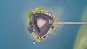 Unsplash ID mFTAV-eoLOU