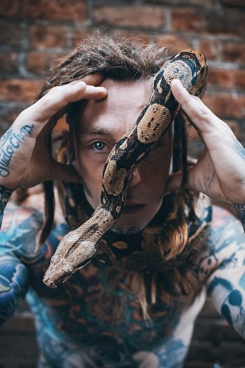 Unsplash ID MHjHuOwDjHk