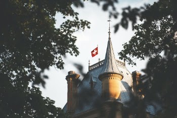 Unsplash ID mHPpVwBwSnI
