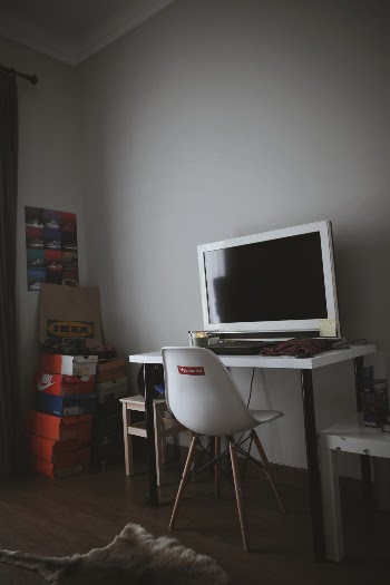Unsplash ID mkJ8rquLxBA