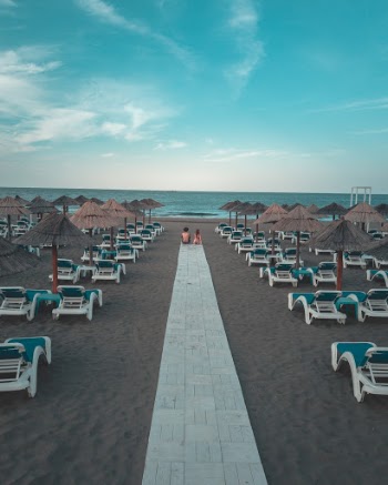 Unsplash ID mLsWInhTCDA