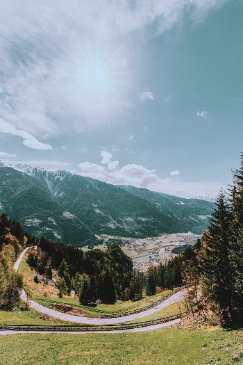 Unsplash ID mNKOOV88Gss