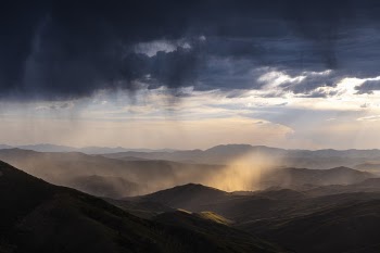 Unsplash ID MYL8Tnj9oeU