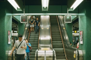 Unsplash ID Mzb4H4YVRjo