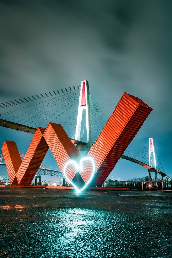 Unsplash ID nlp5-999QhM
