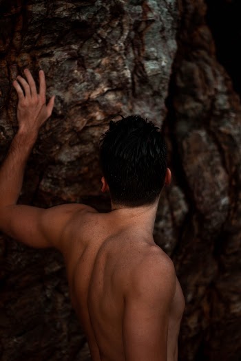 Unsplash ID NpjvSO3YNq4