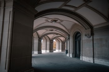 Unsplash ID Nrh6UrMXMn8