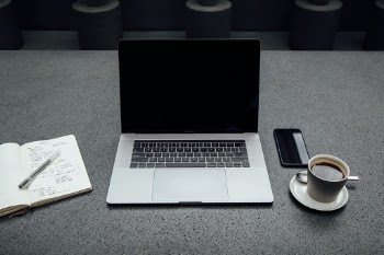 Unsplash ID NuFUbftUu_s