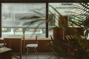 Unsplash ID nZBipMh4UQg