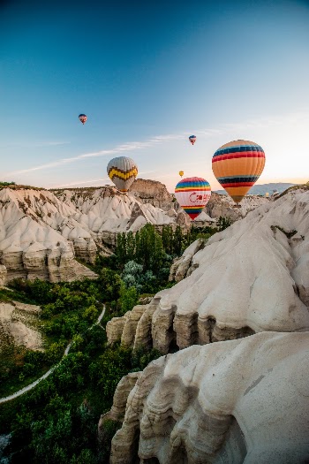 Unsplash ID nZlaCQlYAnA