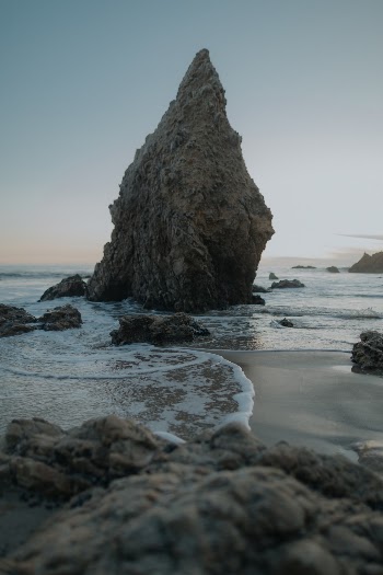 Unsplash ID oJ8yxgztpNE