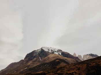 Unsplash ID OOWmZlxvw08