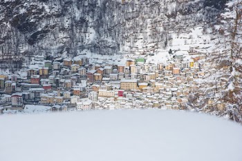 Unsplash ID osgIhUh57qg