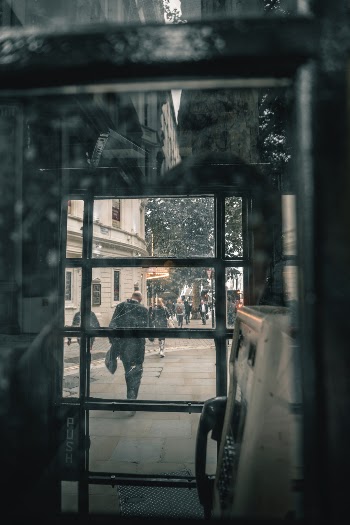Unsplash ID oVA5NUmwxdg