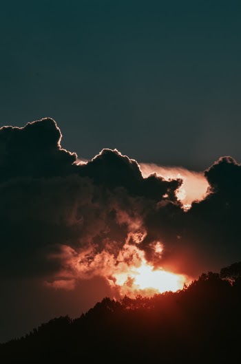 Unsplash ID oVwWaKDLYO4