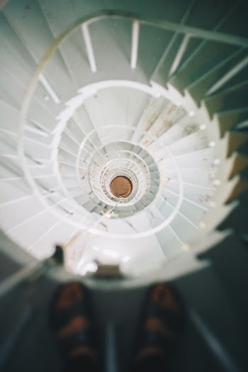 Unsplash ID oXzkOWgLvbY