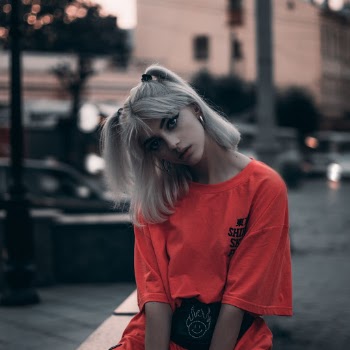 Unsplash ID oYLJrq_vYF4