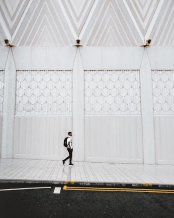 Unsplash ID p_eZIAvMUYM