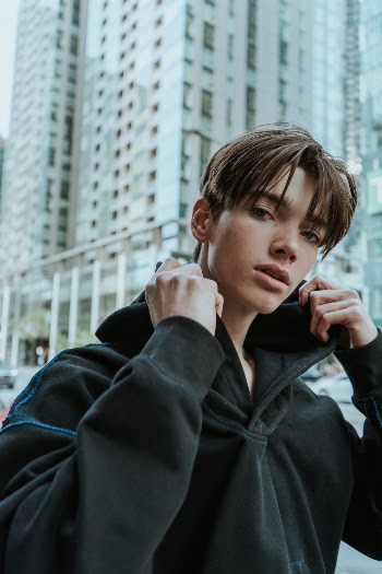 Unsplash ID pEKi2VyDKJ4