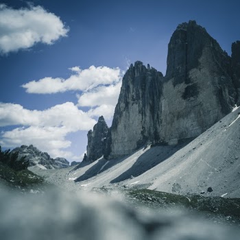 Unsplash ID pEZKiqOu-4c