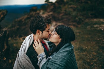 Unsplash ID PFMHc30wO_0