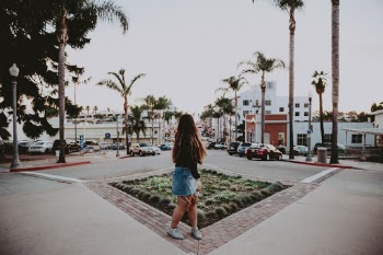 Unsplash ID pIJPgzPosgs