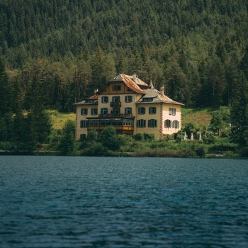 Unsplash ID PJDAbCNR96U